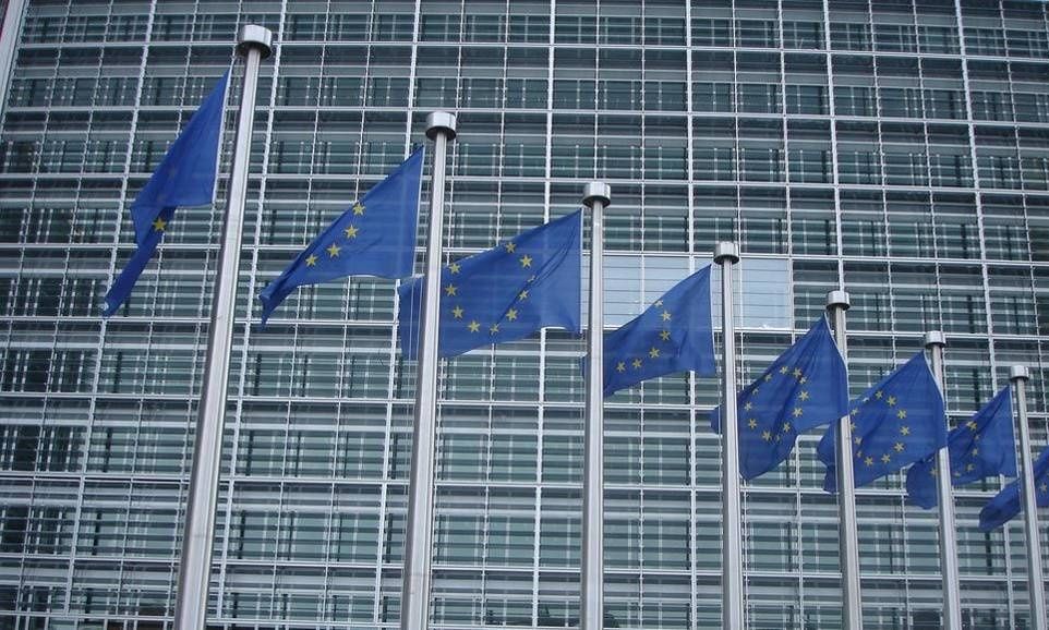 Κομισιόν: Δεν αναγνωρίζουμε ούτε το ψευδοκράτος ούτε το «δικαστικό» του σύστημα