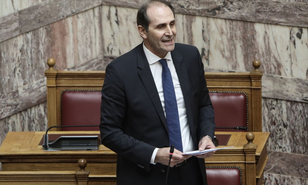 Πέθανε ο Απόστολος Βεσυρόπουλος – Ποια βουλευτής θα τον αντικαταστήσει