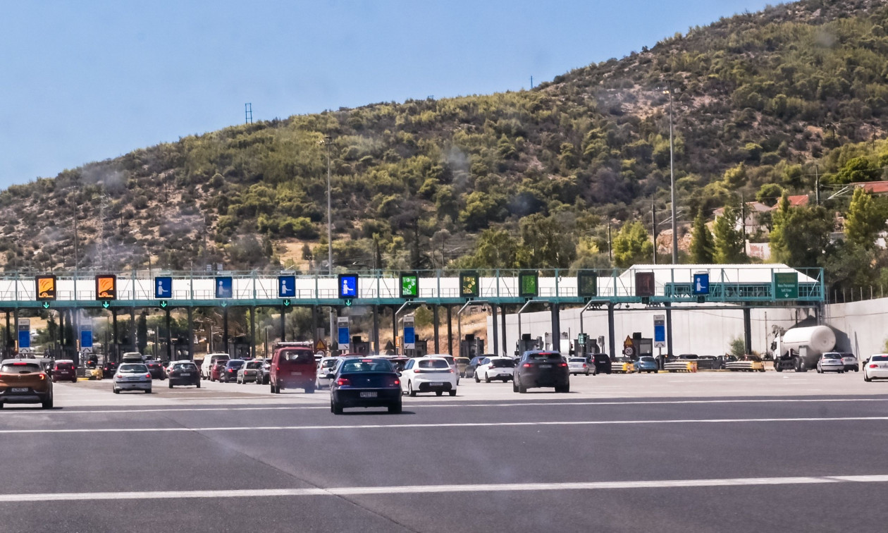 Κίνηση στους δρόμους: Στο «κόκκινο» η Αθηνών – Κορίνθου, από την Κινέτα έως τη Νέα Πέραμο