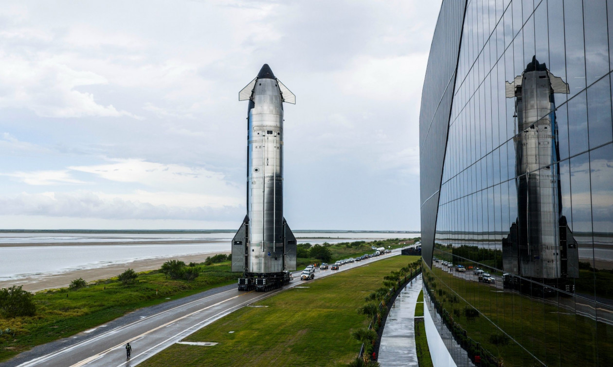 SpaceX: Ακυρώθηκε η πτήση του μεγαλύτερου πυραύλου στην ιστορία – Το πρόβλημα που τον καθήλωσε