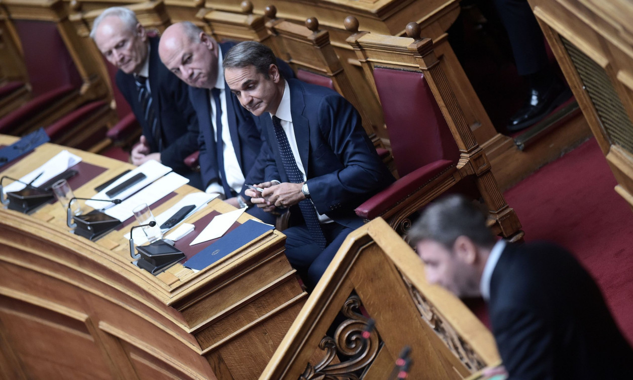 Πόλεμος ΝΔ – ΠΑΣΟΚ για το «πράσινο» πρόγραμμα των 100 ημερών