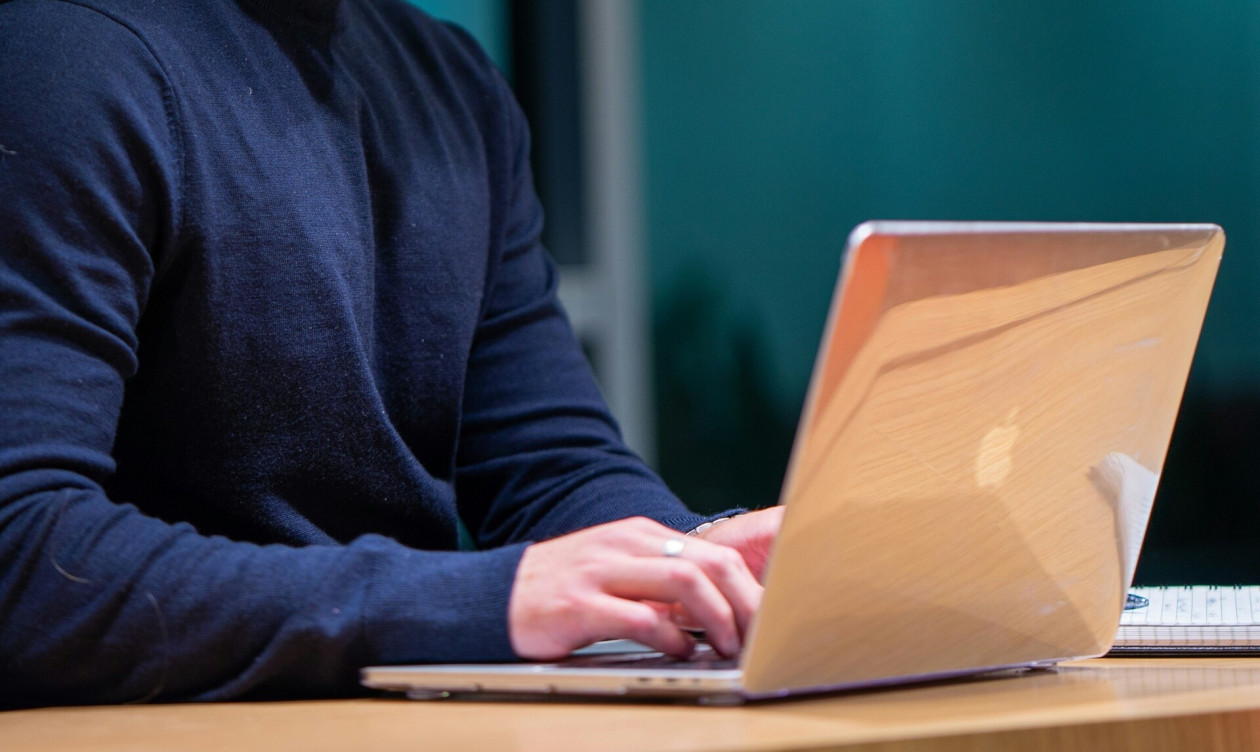 Εργασιακό νομοσχέδιο: Πότε εργαζόμενος απολύεται χωρίς να υπογράψει