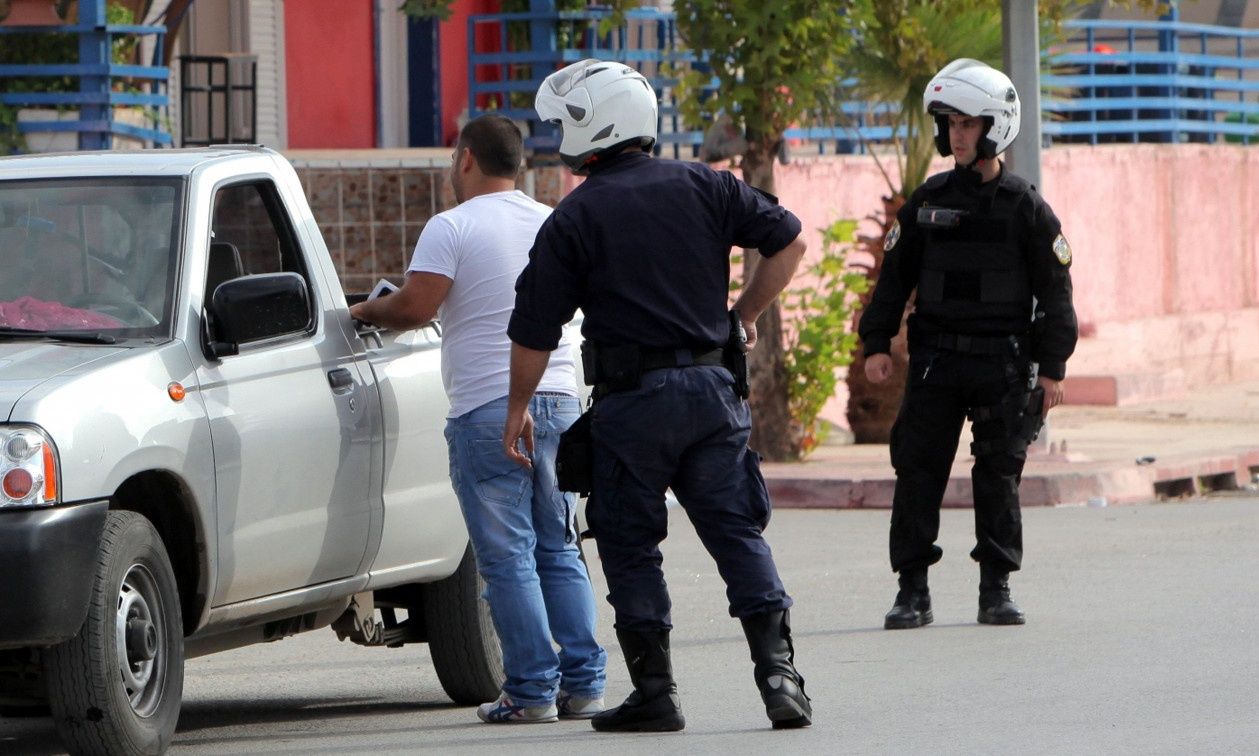 Βόλος: Ρομά απειλεί αστυνομικό – «Έχουμε καλύτερα όπλα από τα δικά σας»