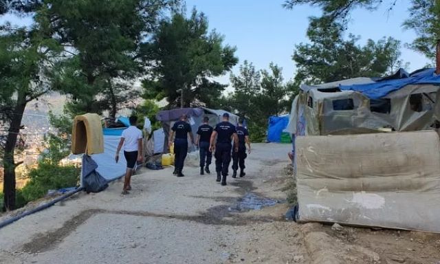 Αγαθονήσι: Το Λιμενικό εντόπισε σορό γυναίκας και 26 παράνομους μετανάστες