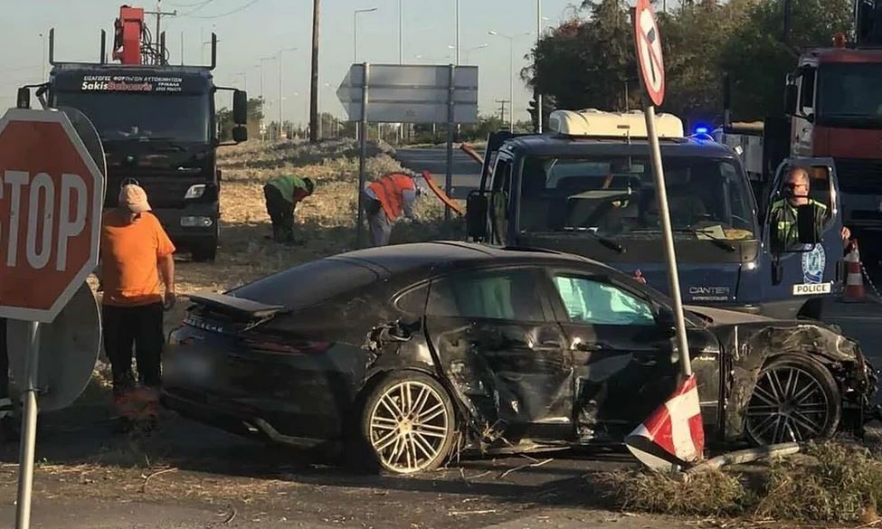 Θέρμη: Ελεύθερη με εγγύηση 50.000 ευρώ η 45χρονη με την Porsche που προκάλεσε τροχαίο
