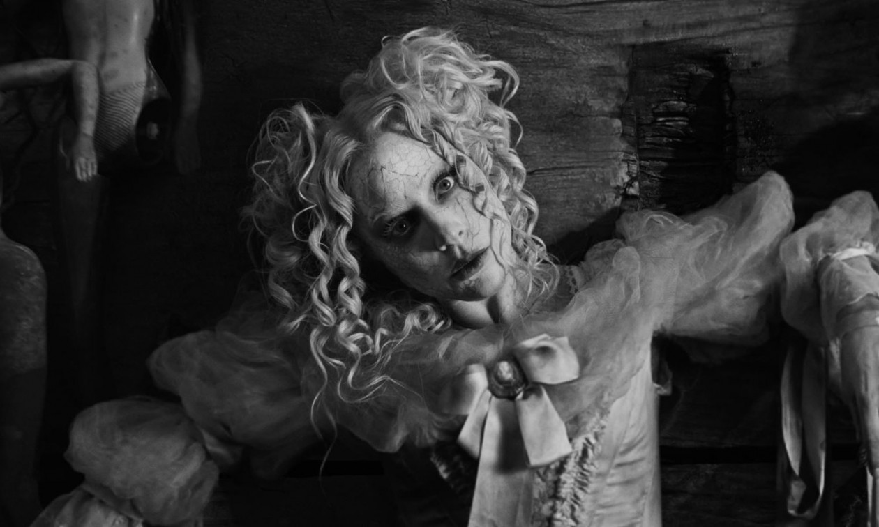 Lady Gaga: Ακούστε το νέο της σινγκλ «The Dead Dance» που ακούγεται στη σειρά «Wednesday»