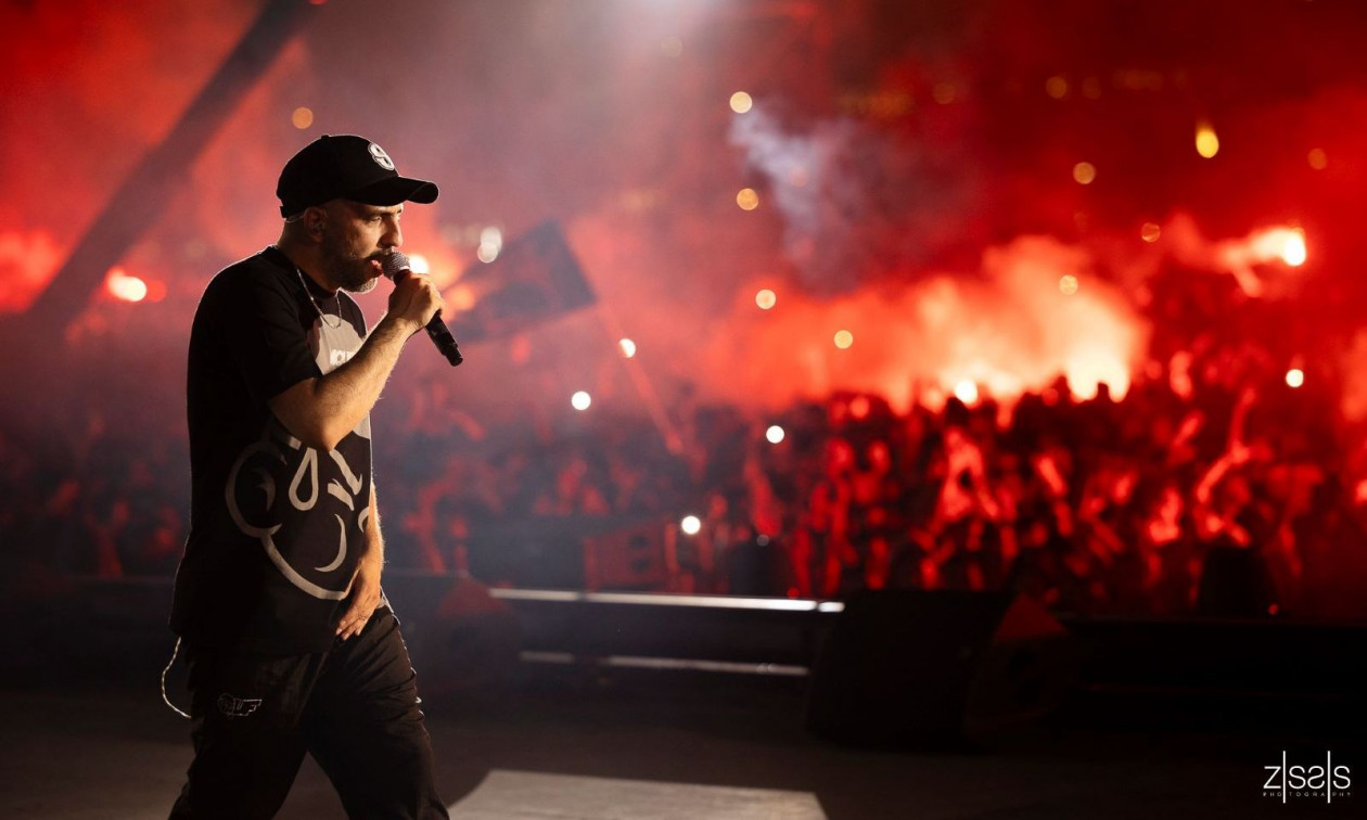 ΛΕΞ: Sold out η συναυλία του στην Θεσσαλονίκη μέσα σε λίγες ώρες