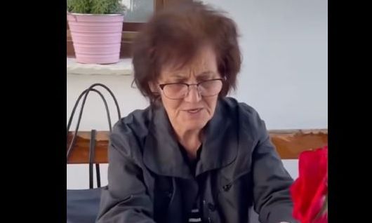 Πάτρα: Το συγκινητικό βίντεο με την Τιτίκα Βασιλοπούλου να τραγουδά – «Είσαι η γιαγιά της Ελλάδας»