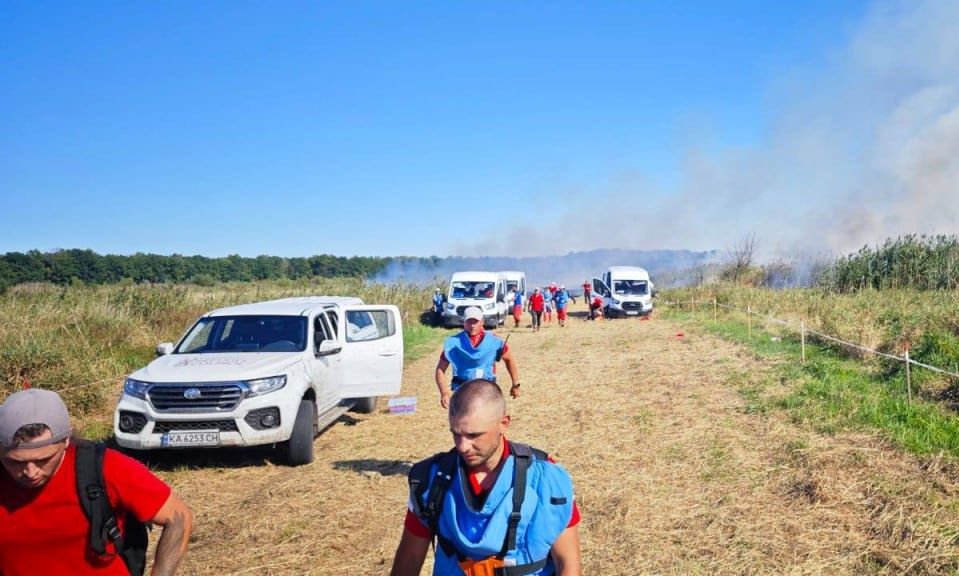 Ρωσικός βαλλιστικός πύραυλος χτυπά αποστολή αποναρκοθέτησης στην Ουκρανία – Ένας νεκρός