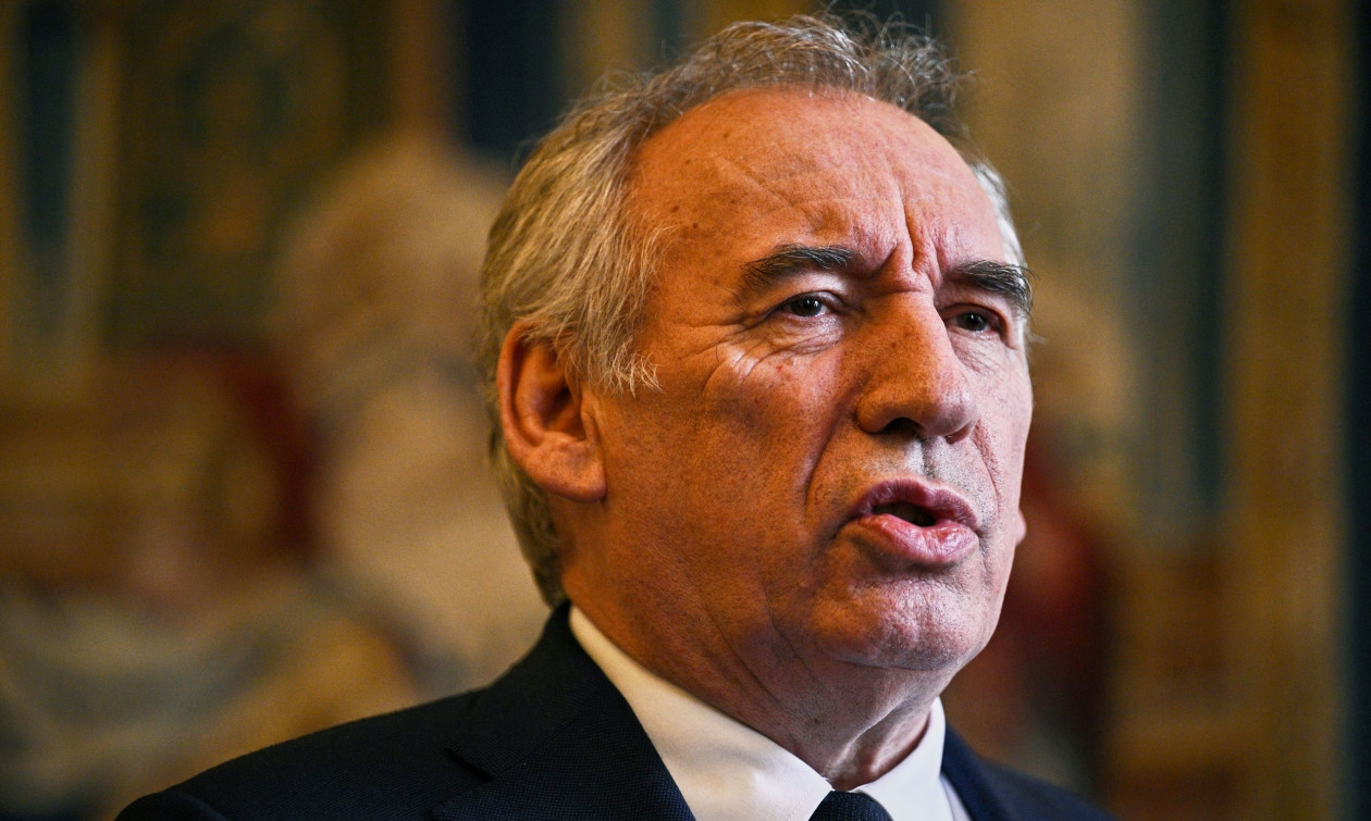 Κυβέρνηση Μπαϊρού πριν το τέλος: Τα χρέη της Γαλλίας μας βυθίζουν – Η ομιλία του στην Εθνοσυνέλευση