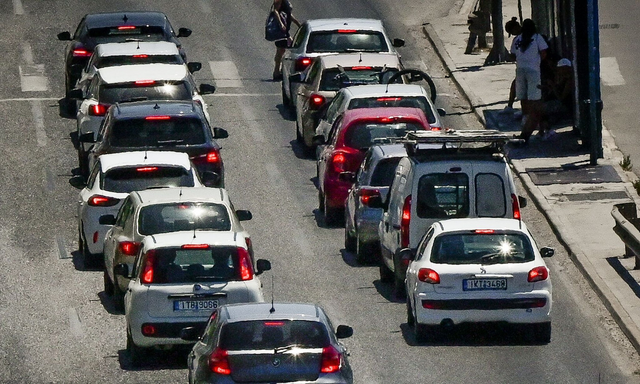 Κίνηση τώρα: «Κομφούζιο» σε Κηφισίας και κέντρο – Καθυστερήσεις έως 20′ στην Αττική Οδό