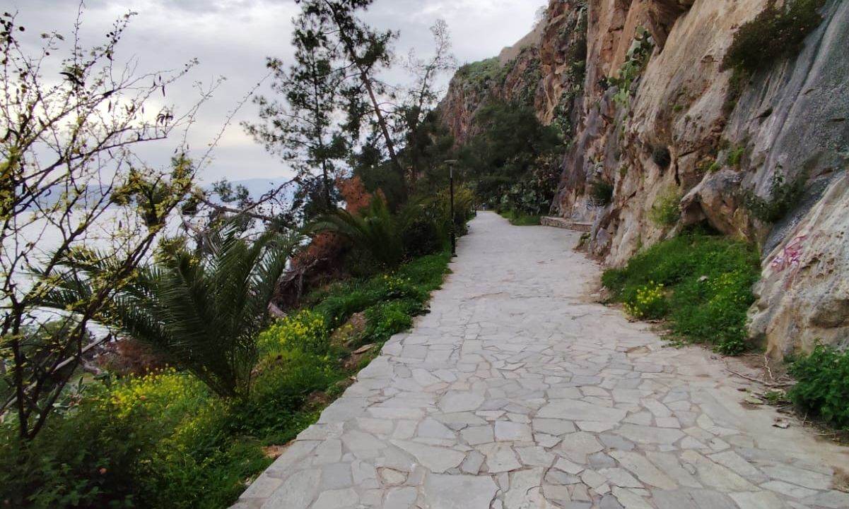 Υπουργείο Πολιτισμού: Υπεγράφη σύμβαση για την προστασία και ανάδειξη του Μονοπατιού της Αρβανιτιάς