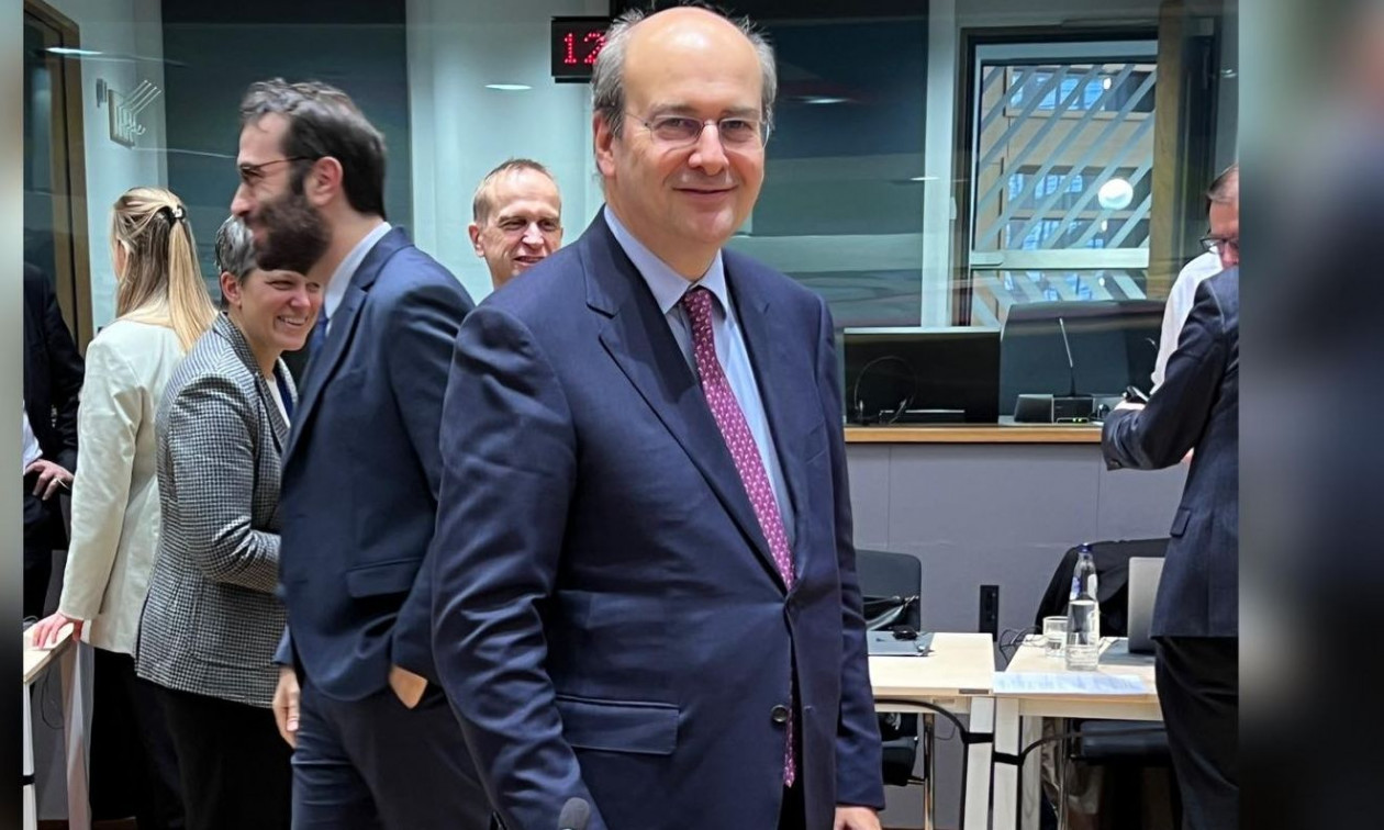 Χατζηδάκης για υδρογονάνθρακες – Chevron: Για την ενίσχυση της θέσης της Ελλάδας μιλάμε με έργα