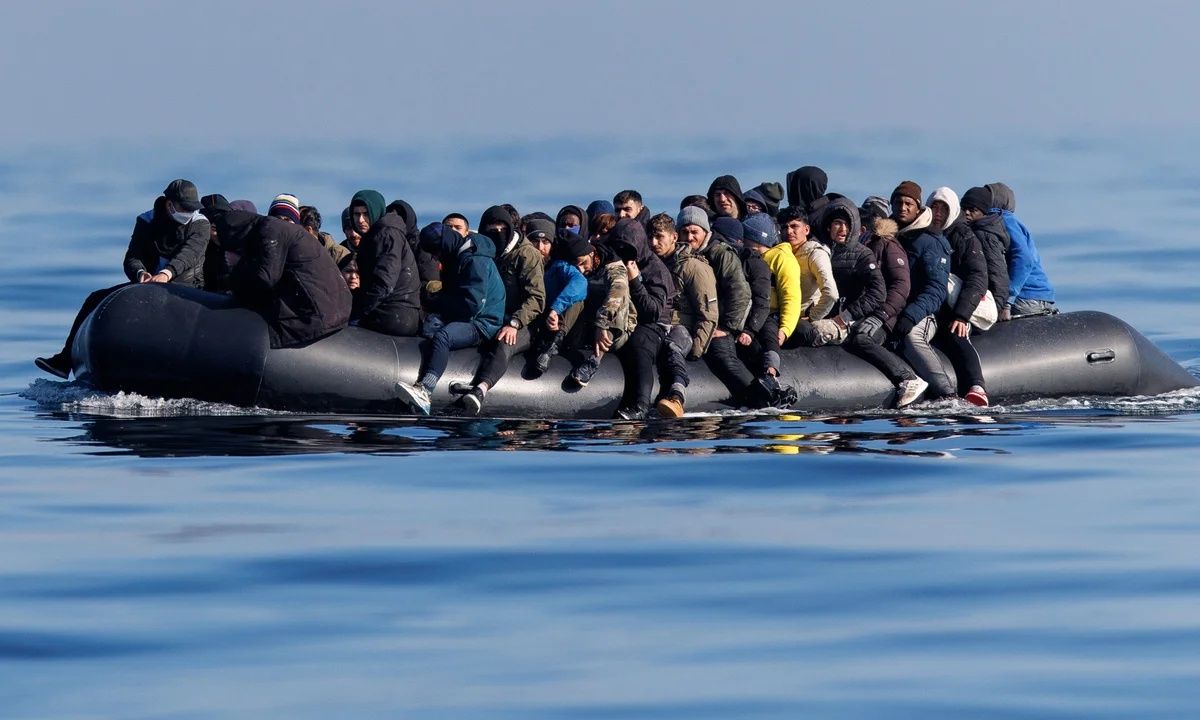 Ξεκινούν οι πρώτες επιστροφές μεταναστών ανάμεσα στην Γαλλία και το Ηνωμένο Βασίλειο