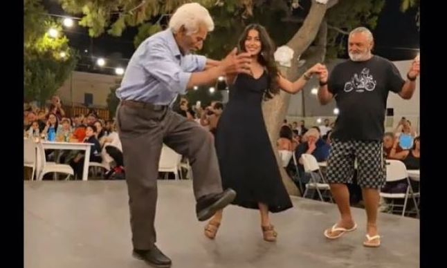 Η συγκινητική ανάρτηση του γιου του του κυρ Γιώργου από την Σχοινούσα για τον θάνατό του