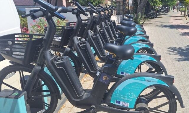 Ρέθυμνο: Τα ηλεκτρικά ποδήλατα και πατίνια «τονώνουν» την ήπια κινητικότητα
