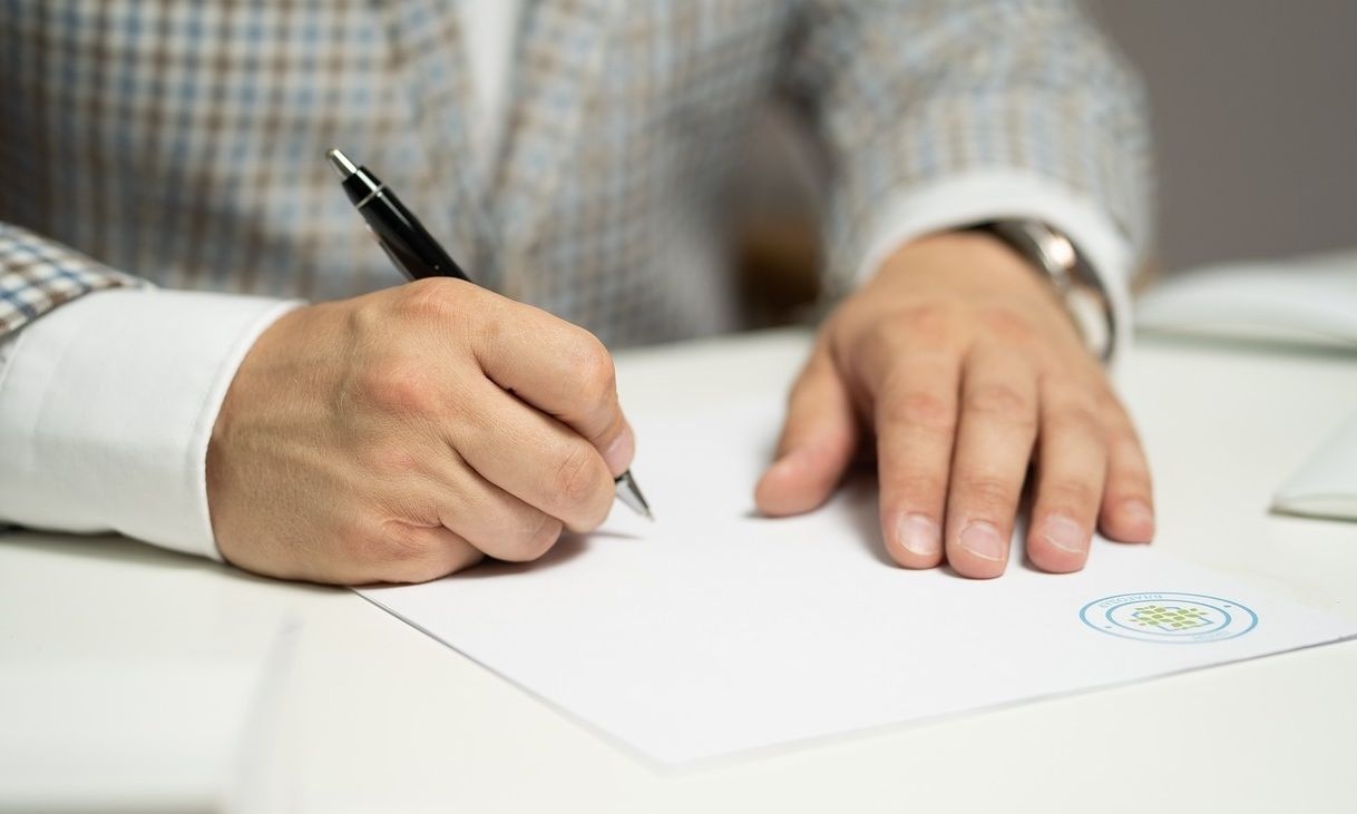 Κληρονομιές χωρίς τα χρέη – Πώς θα ρυθμίζονται τα χρέη