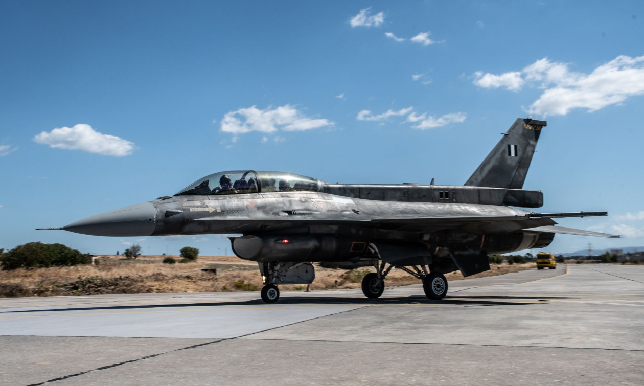 Ελληνικές «οχιές»: Η ΕΑΒ και η Lockheed Martin παρέδωσαν το 42ο F-16 Viper