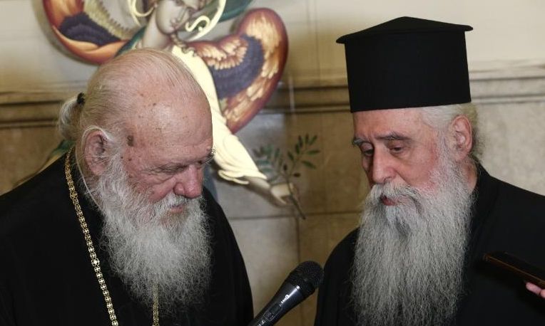 Ο νέος Αρχιεπίσκοπος Σινά Συμεών στον Αρχιεπίσκοπο Ιερώνυμο