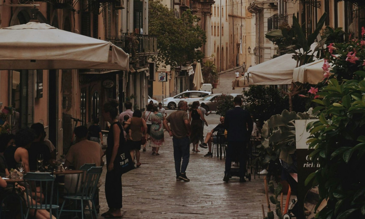 Η Ιταλία εξετάζει το «πάγωμα» της ηλικίας συνταξιοδότησης στα 67 έτη