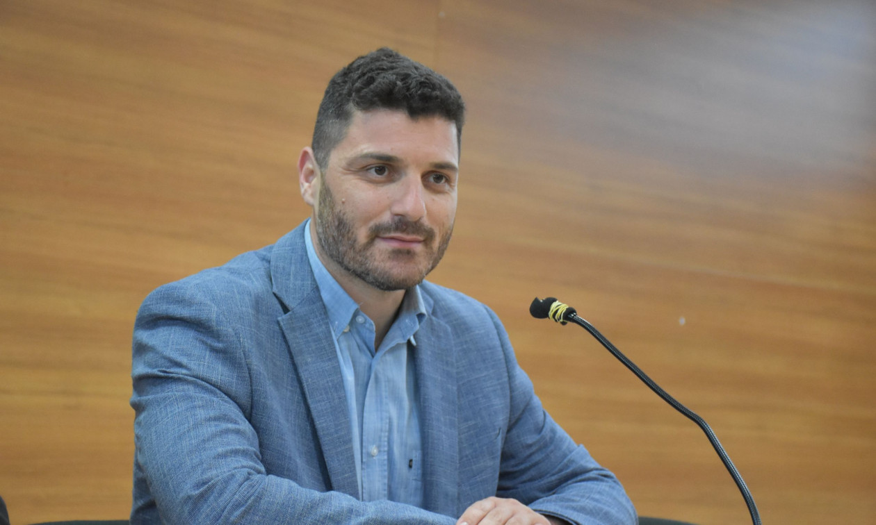 «Βόμβα» Τεμπονέρα στην εκδήλωση για την Κεντροαριστερά: Προτείνει τη δημιουργία νέου κόμματος