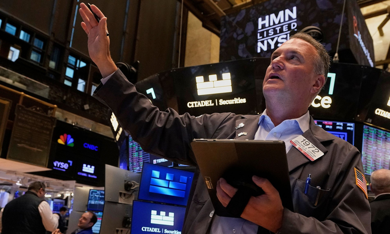 Απώλειες στη Wall Street – Οι επενδυτές δεν πείστηκαν από τα νέα οικονομικά στοιχεία