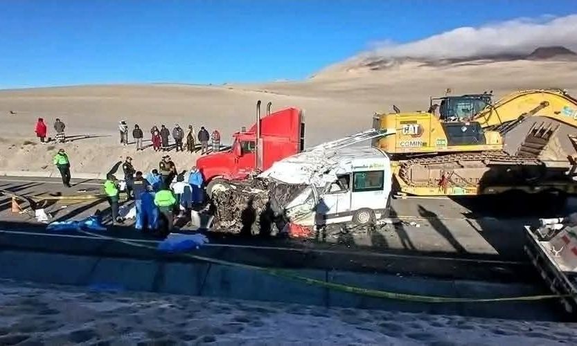 Τραγωδία στο Περού: Τουλάχιστον 14 νεκροί σε τροχαίο