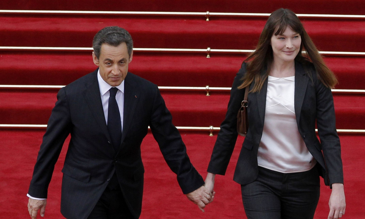 Guardian: Η θεαματική πτώση του Σαρκοζί σημείο καμπής στη μάχη της Γαλλίας κατά της διαφθοράς