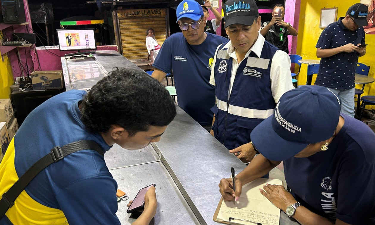 Κολομβία: 11 νεκροί και 10 στην Εντατική μετά από κατανάλωση αλκοόλ που πωλούνταν στους δρόμους