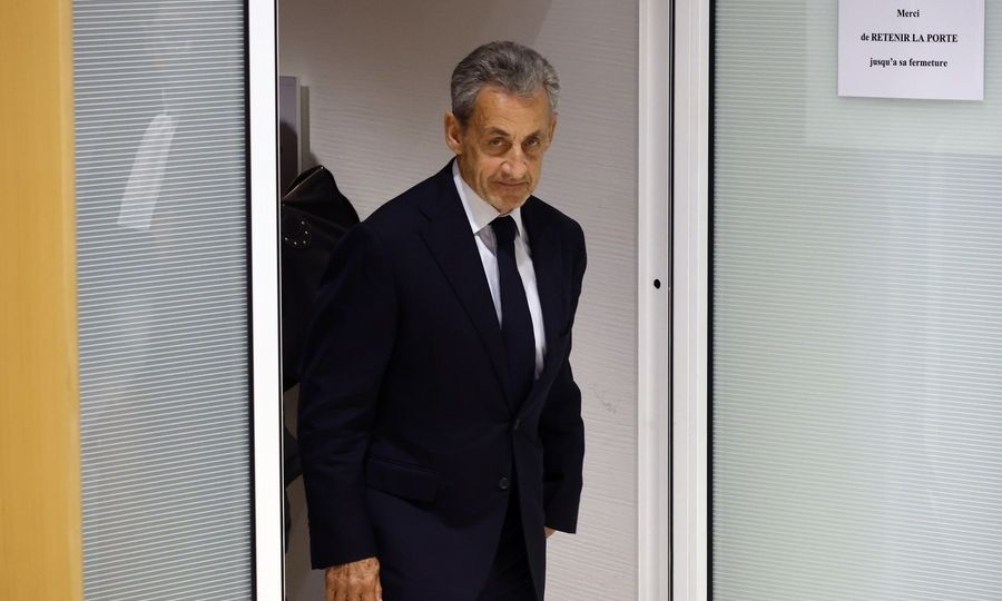 Σαρκοζί: Δεν επιθυμεί απονομή χάριτος από τον Μακρόν – Θέλει να αναγνωριστεί η «εντιμότητά» του