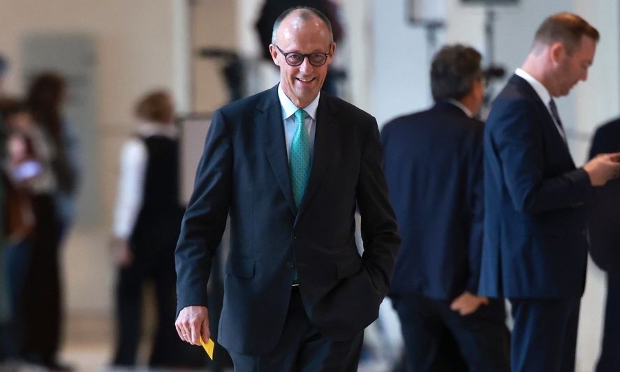 Γερμανία: Έλλειμμα δισεκατομμυρίων ευρώ στην κοινωνική ασφάλιση φέρνει περικοπές