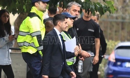 Βασίλης Μπισμπίκης: Αυτήν την ώρα στο Αυτόφωρο ο ηθοποιός για το τροχαίο στη Φιλοθέη