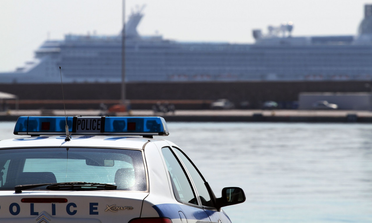 Ταλαιπωρία για 49 επιβάτες: Απαγόρευση απόπλου στις Σπέτσες λόγω μηχανικής βλάβης