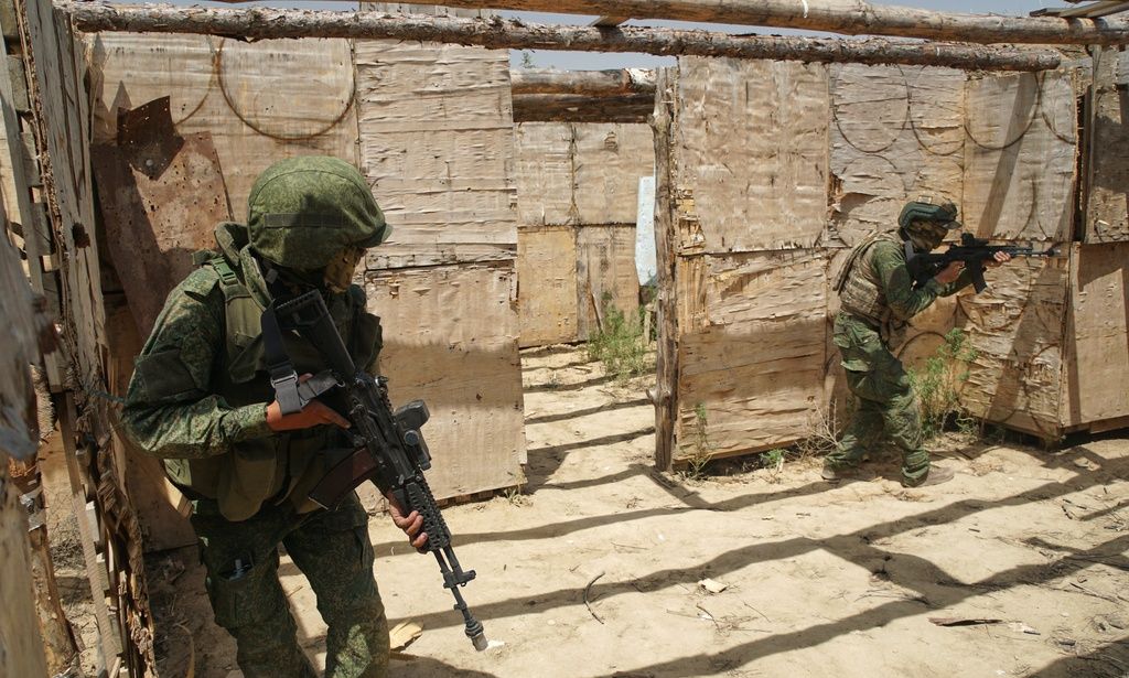 Ρωσία: Διάταγμα για στρατολόγηση 135.000 νεοσύλλεκτων υπέγραψε ο Πούτιν