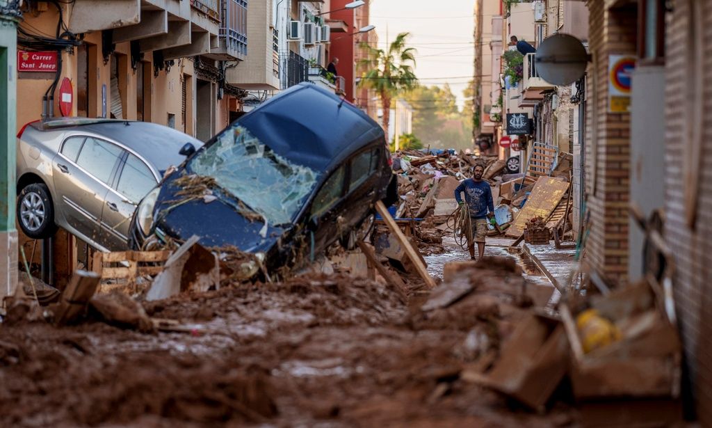 Ισπανία: Σε κόκκινο συναγερμό εξαιτίας κακοκαιρίας η Βαλένθια
