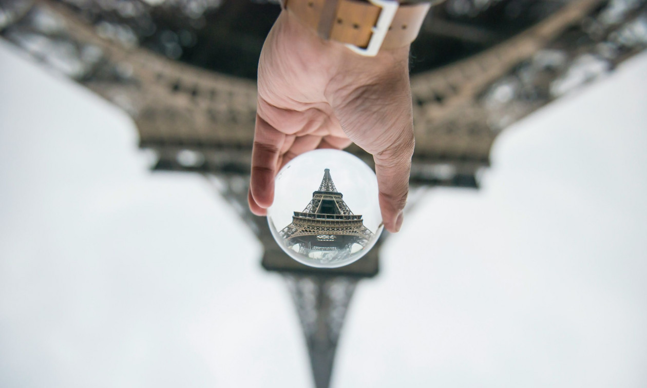 Όταν η Τεχνητή Νοημοσύνη σας στέλνει στον Πύργο του Άιφελ… στο Πεκίνο