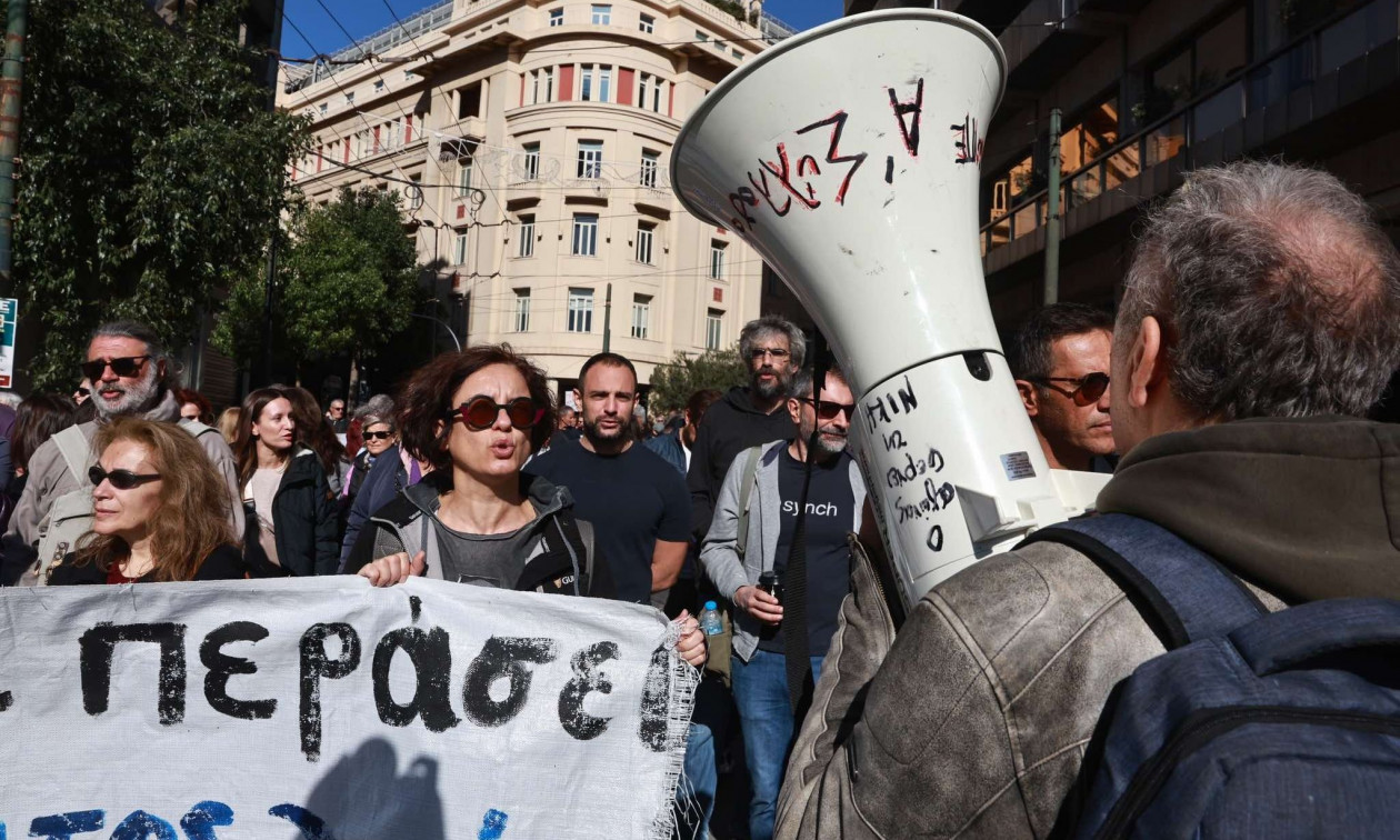 Απεργία 1η Οκτωβρίου: «Παραλύει» η χώρα  – Ποιοι συμμετέχουν, τι θα γίνει με σχολεία και ΜΜΜ