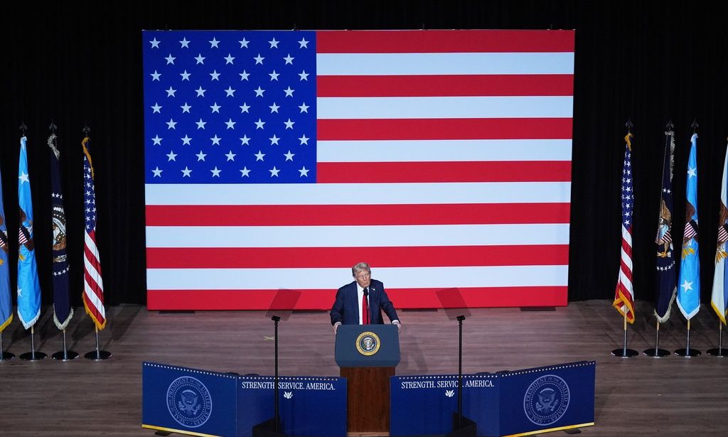 Τραμπ: Ένα τρισεκατομμύριο δολάρια για τις ένοπλες δυνάμεις το 2026 – Μηχανή «μάχης και νίκης»