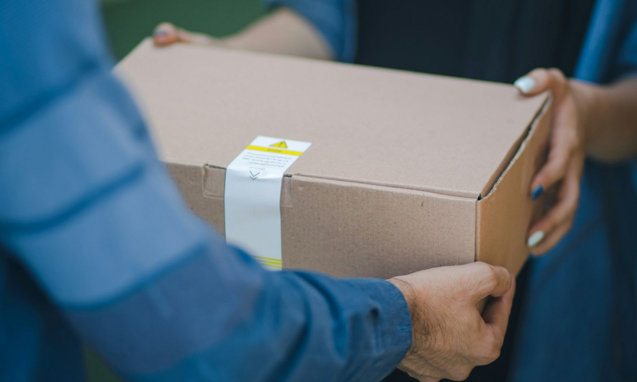 Ο GR.EC.A ζητά τη θέσπιση εθνικού τέλους 7 ευρώ για όλα τα εισαγόμενα δέματα από τρίτες χώρες