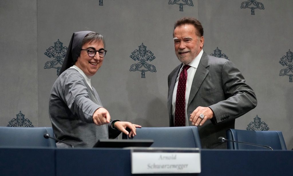 Άρνολντ Σβαρτσενέγκερ: Πιθανοί «σταυροφόροι του περιβάλλοντος» οι 1,4 δισ. Καθολικοί