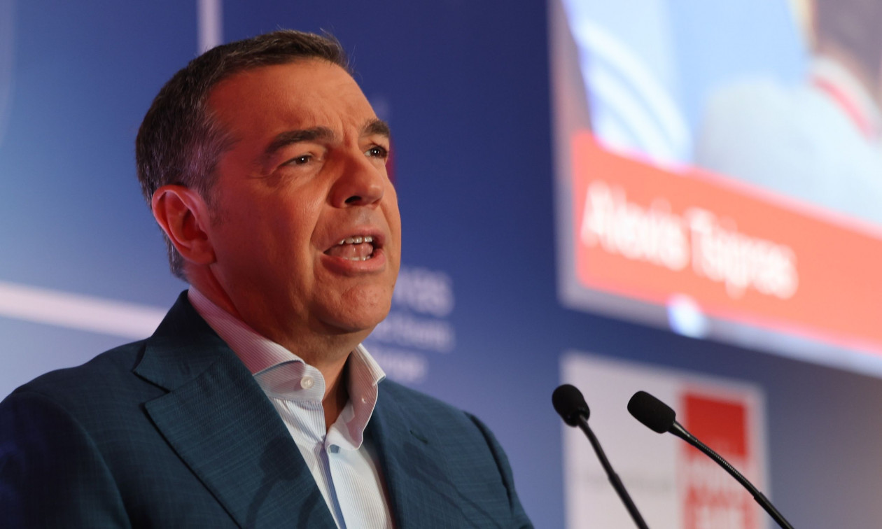 Ο Αλέξης Τσίπρας, τα σενάρια που δεν ισχύουν και το βιβλίο που έρχεται