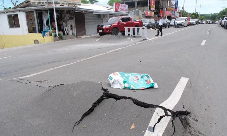 Σεισμός στις Φιλιππίνες: Τουλάχιστον 69 νεκροί από τα 6,9 ρίχτερ
