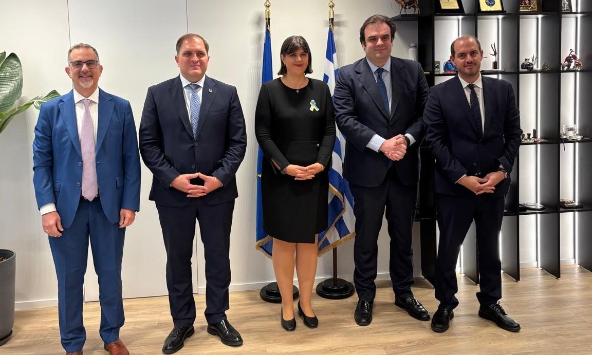 Συνάντηση Πιερρακάκη με Λάουρα Κοβέσι: Καταπολέμηση της τελωνειακής και φορολογικής απάτης