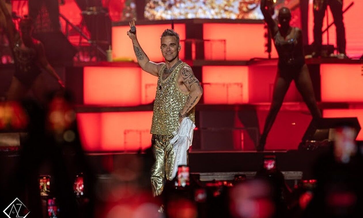 Robbie Williams: Η ανάρτηση Τσατραφύλλια για την αποψινή συναυλία στο Καλλιμάρμαρο