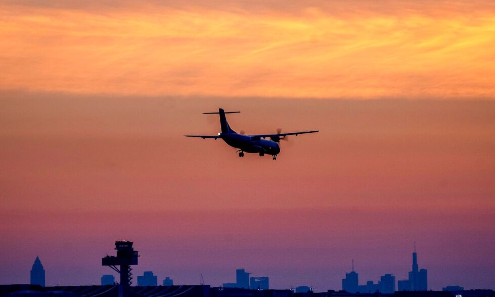 SOS για την αεροπορική ασφάλεια της ΕΕ: Το «μοντέλο ελβετικού τυριού» και τα επικίνδυνα κενά