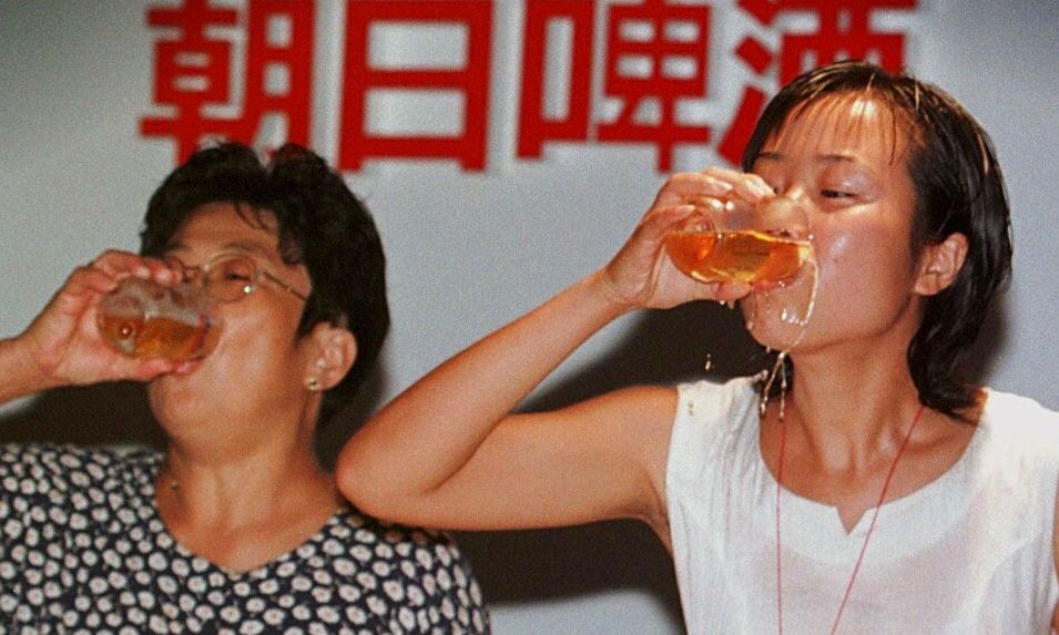 Γιατί η Ιαπωνία ξεμένει από την αγαπημένη της μπύρα