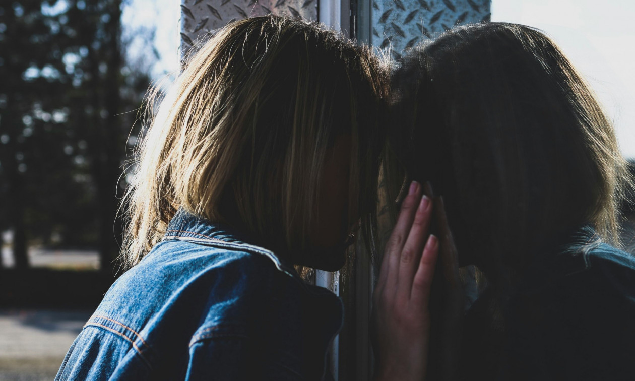 Ηράκλειο: Αστυνομικός εκτός υπηρεσίας έσωσε γυναίκα θύμα ενδοοικογενειακής βίας