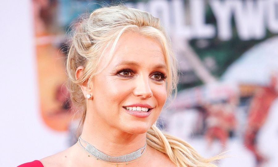 Ανησυχία για τη Μπρίτνεϊ Σπίαρς: Εμφανίστηκε με επίδεσμο στο πόδι και μώλωπες