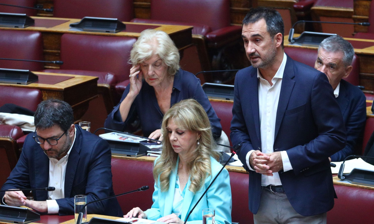 Η παραίτηση Τσίπρα «δίνει» την έδρα του ΣΥΡΙΖΑ στη «Νέα Αριστερά»