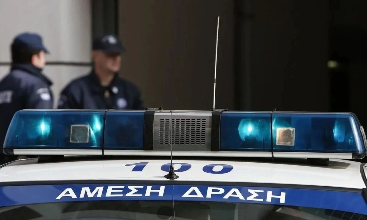 Αιγάλεω: Αστυνομικοί συνέλαβαν επ’ αυτοφώρω 28χρονο που προσπάθησε να διαρρήξει σπίτι